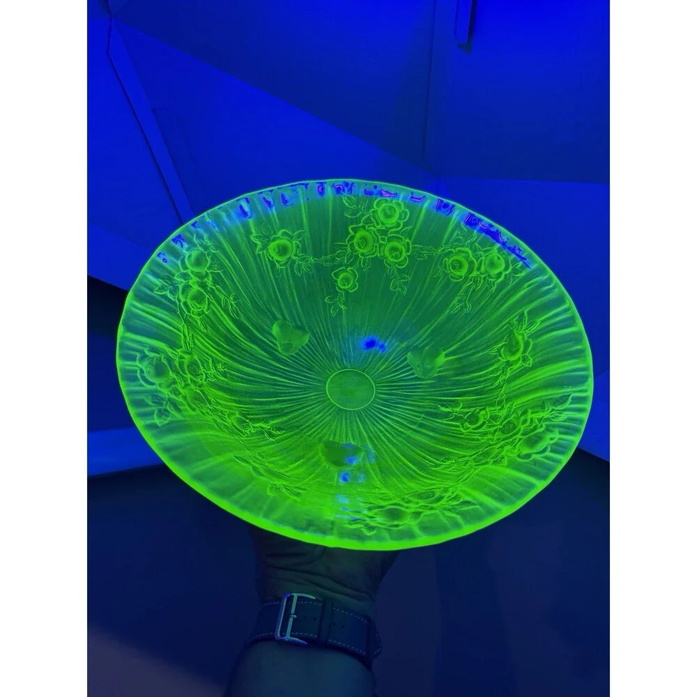 Tiffin Art Glass Vaseline Uranium Satin Roses Bowl 1920 MCM Round Green See Pics
